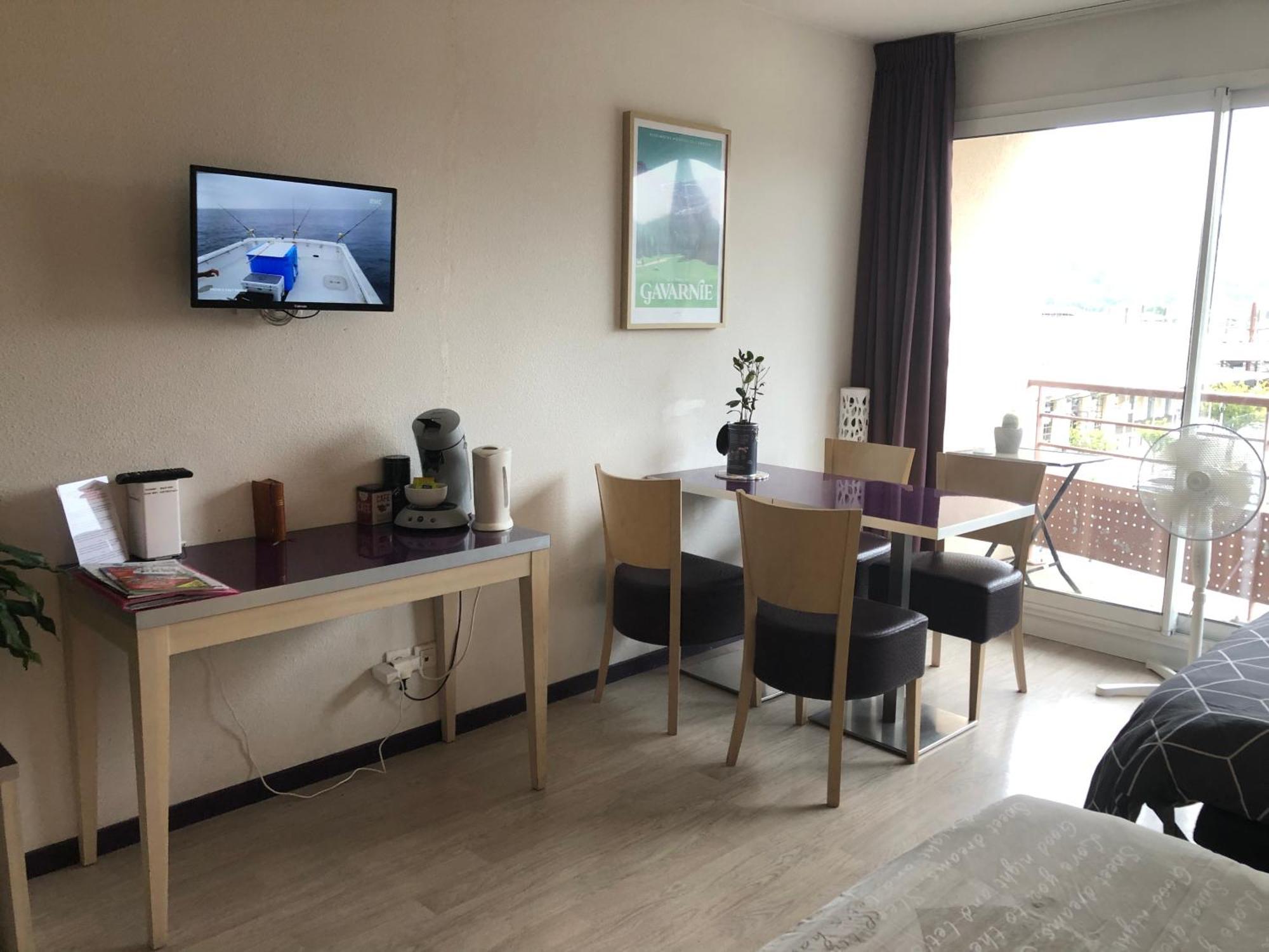 Family Saint Vincent 4 Pers Gare Lourdes Wifi Apartman Kültér fotó